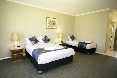 Esplanade Hotel Busselton - Newcastle Accommodation 3