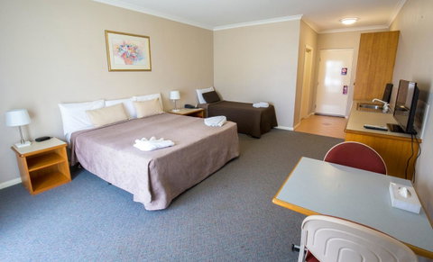 Esplanade Hotel Busselton - Newcastle Accommodation 19
