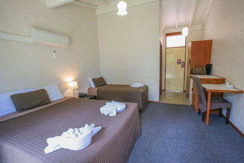 Esplanade Hotel Busselton - Newcastle Accommodation 27