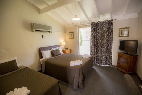 Esplanade Hotel Busselton - Newcastle Accommodation 40