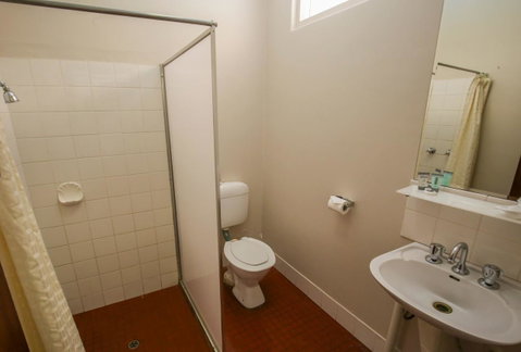 Esplanade Hotel Busselton - Newcastle Accommodation 24