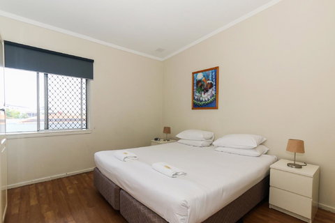 Scarborough Apartments - Newcastle Accommodation 3