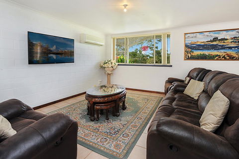 Harvey Farm Lodge - New Castle Tourism 19