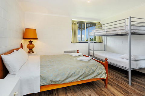 Harvey Farm Lodge - New Castle Tourism 23