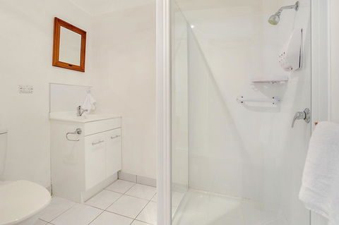 Harvey Farm Lodge - New Castle Tourism 21