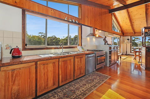 Harvey Farm Lodge - New Castle Tourism 6