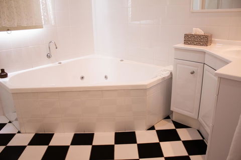 Stanley Hotel & Apartments - Newcastle Accommodation 12