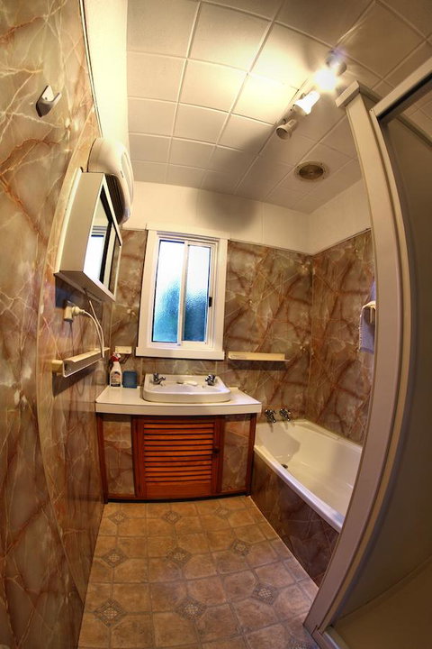 Maydena Chalet - Newcastle Accommodation 19