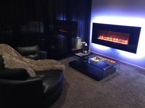 Amare Beachside Luxury - New Castle Tourism 8