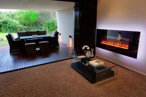 Amare Beachside Luxury - New Castle Tourism 19