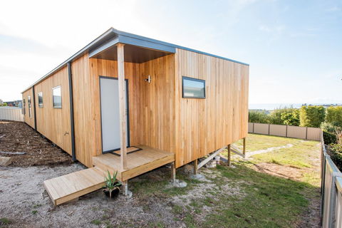 Beach House XIV - Newcastle Accommodation 14