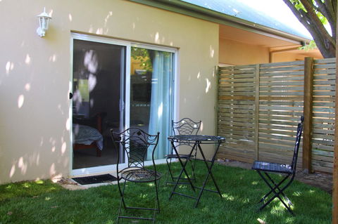 Richmond Coachmans Rest - Newcastle Accommodation 3