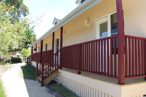 Richmond Coachmans Rest - Newcastle Accommodation 26