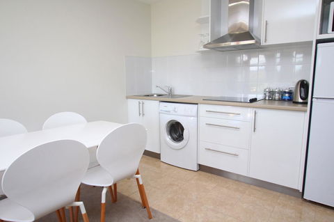 Richmond Coachmans Rest - Newcastle Accommodation 5