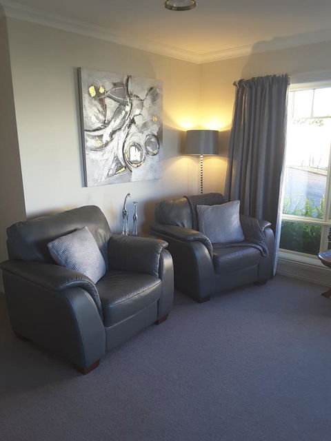 On The Terrace - Newcastle Accommodation 39