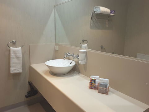 On The Terrace - Newcastle Accommodation 1