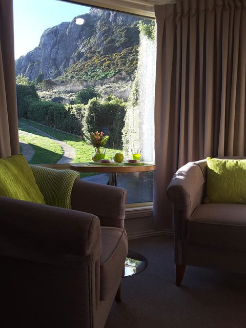 On The Terrace - Newcastle Accommodation 13