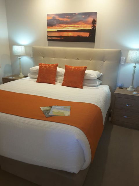 On The Terrace - Newcastle Accommodation 4