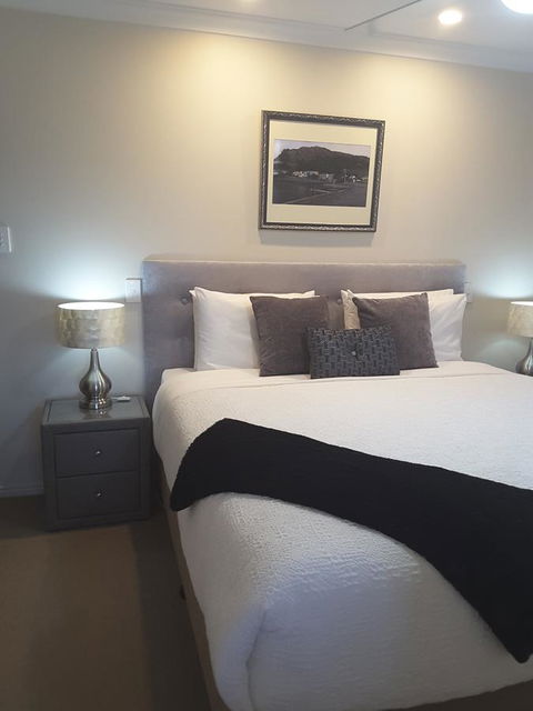 On The Terrace - Newcastle Accommodation 2