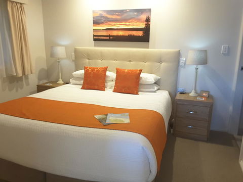 On The Terrace - Newcastle Accommodation 3