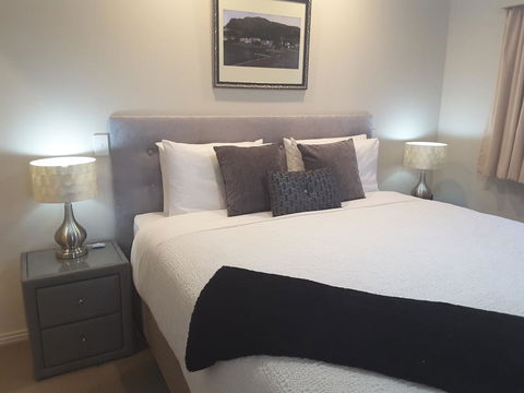 On The Terrace - Newcastle Accommodation 37