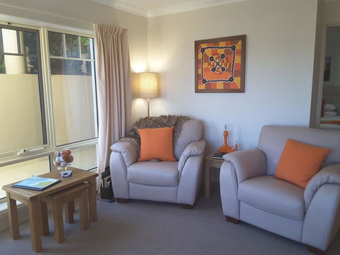 On The Terrace - Newcastle Accommodation 26