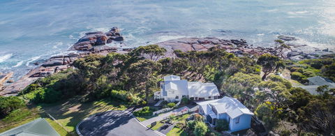 Cod Rock Point - New Castle Tourism 0