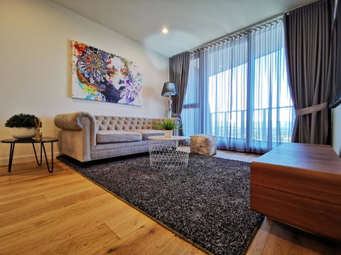NEW 2 Rooms 2 Baths Apartment In Glen Waverley - Newcastle Accommodation 0