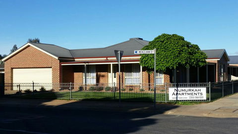 Numurkah Self Contained Apartments - The Mieklejohn - Newcastle Accommodation 1