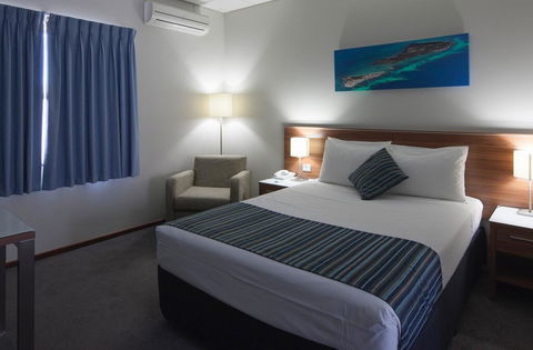 Ocean Centre Hotel - New Castle Tourism 3