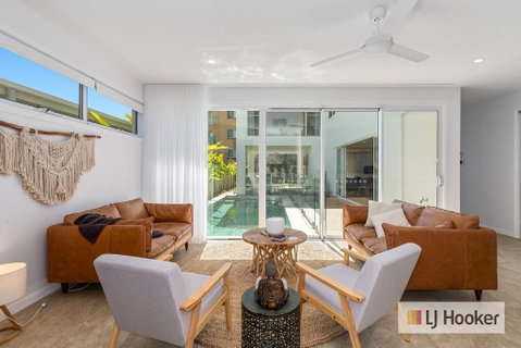 Ocean Pearl - Newcastle Accommodation 1