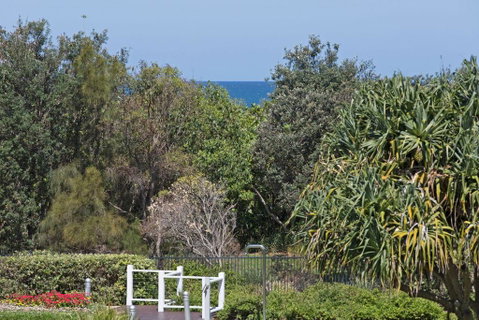OCEAN RETREAT ON SALT 5203 - Newcastle Accommodation 3
