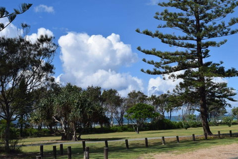 Oceanfront Beach House On Marine Parade - Newcastle Accommodation 3