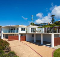 Oceanview Serenity - Newcastle Accommodation