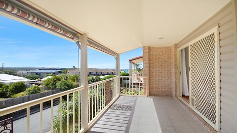 Orient Lane On Kingscliff Hill - Newcastle Accommodation 0