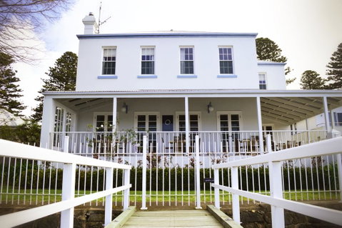 Oscars Waterfront Boutique Hotel - Newcastle Accommodation 0