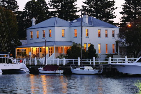 Oscars Waterfront Boutique Hotel - Newcastle Accommodation 3