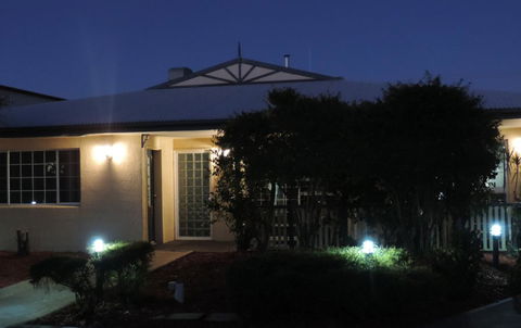 Outback Motel - Newcastle Accommodation 3