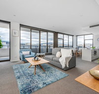 Oversized Luxe 1 Bedder - Amazing Barton - Gym - Newcastle Accommodation