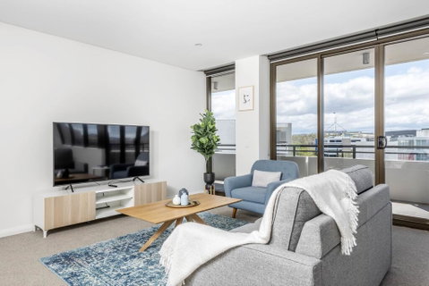 Oversized Luxe 1 Bedder - Amazing Barton - Gym - Newcastle Accommodation 2