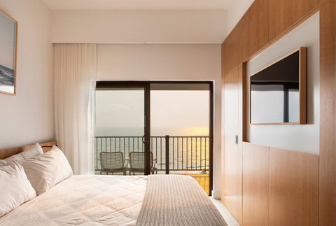 Pacific Hotel Yamba - New Castle Tourism 2