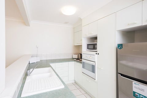 Panda Holiday -Close Mountain Ocean Pet Friendly - Newcastle Accommodation 3