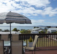 Panoramic Views on Walter - Newcastle Accommodation