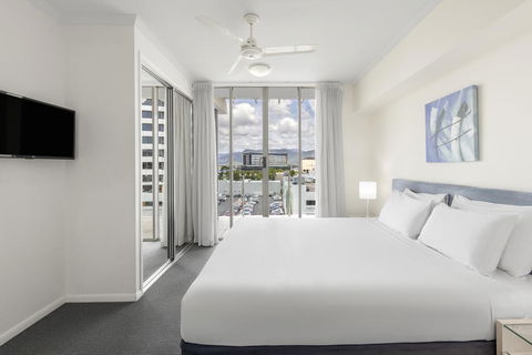 Park Regis City Quays - New Castle Tourism 0