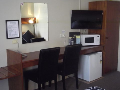 Parkside Motel Morwell - Newcastle Accommodation 2