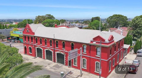 Petersham Firestation Paradise - Newcastle Accommodation 3