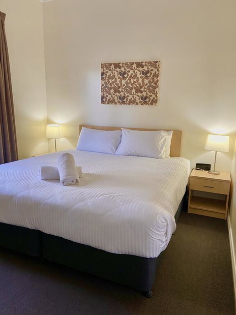 Pokolbin Village - Newcastle Accommodation 3