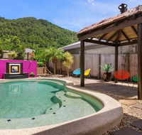 Private Large Cairns Family Home Rainforest Views - New Castle Tourism