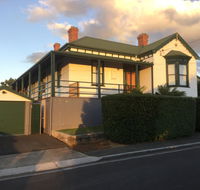 Pump Jack BB - Newcastle Accommodation