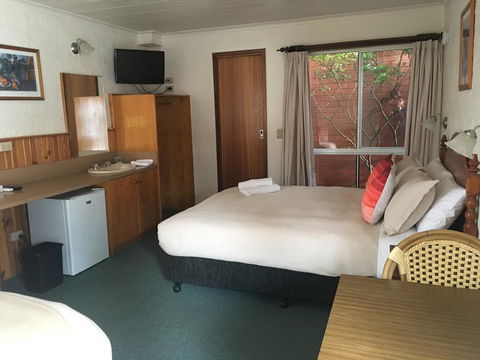 Railway Motel Myrtleford - Newcastle Accommodation 1